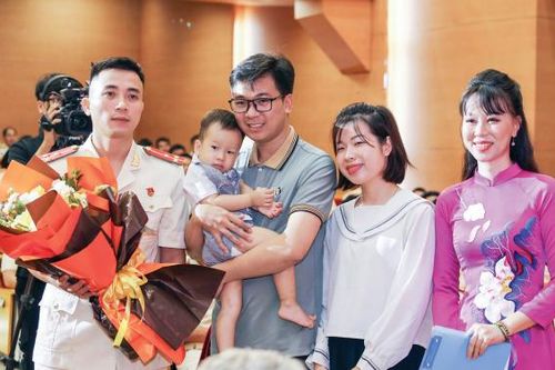 Những việc làm nhân văn vì dân của Công an Thủ đô