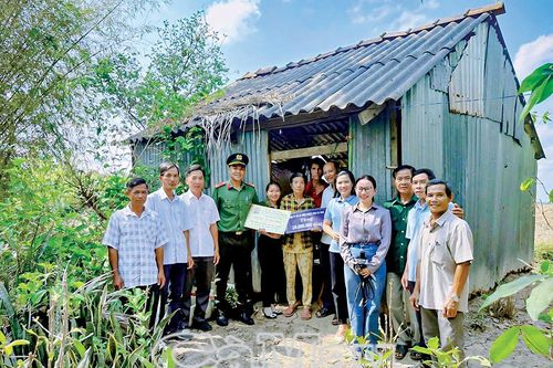 Báo chí Cà Mau nối nhịp an sinh