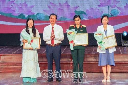 Cà Mau đoạt 4 Giải Báo chí Phan Ngọc Hiển TP Cần Thơ