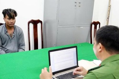 Hai cha con bị chém thương vong vì mâu thuẫn xe máy va chạm với con chó