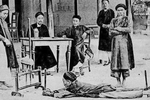 Tội làm giả thời xưa