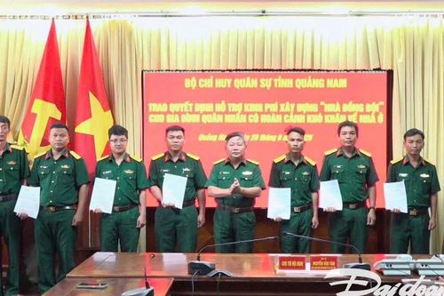 Quảng Nam: Bộ CHQS tỉnh hỗ trợ xây nhà cho sĩ quan có hoàn cảnh khó khăn