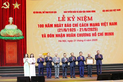 Lễ kỷ niệm trọng thể 100 năm Ngày Báo chí cách mạng Việt Nam