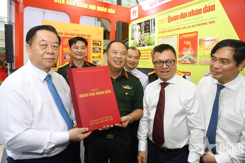Phát huy vai trò của báo chí cách mạng Việt Nam trong kỷ nguyên phát triển của dân tộc