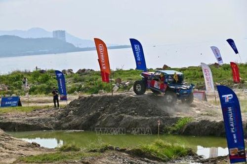 Giải đua xe off-road tại Nha Trang thu hút đông đảo người hâm mộ
