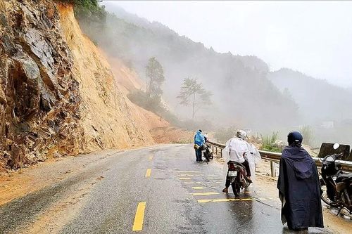 Ứng phó mưa lớn, sạt lở ở phía Bắc