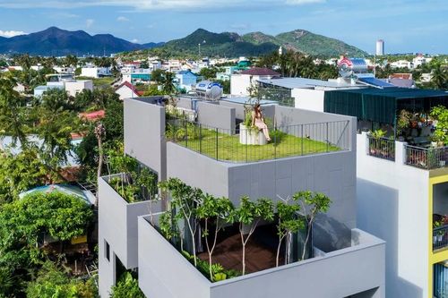 Nhà phố ngập cây xanh, đẹp tựa resort giữa rừng bê tông