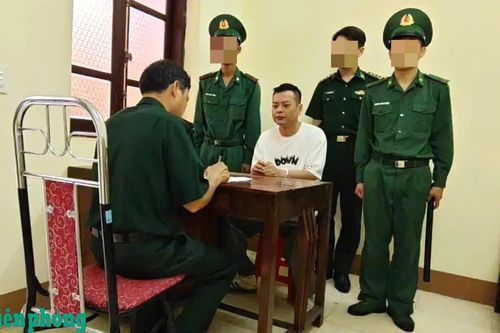 Khởi tố vụ án hình sự về tội 'Tổ chức cho người khác nhập cảnh trái phép vào Việt Nam'