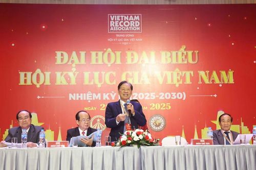Tiến sĩ Thang Văn Phúc được tín nhiệm làm Chủ tịch Tổ chức Kỷ lục Việt Nam