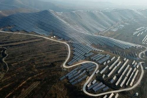 Những lợi ích từ việc chuyển đổi các mỏ than cũ thành nhà máy điện mặt trời