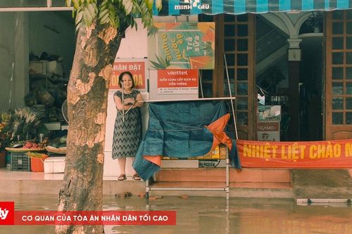 Nhiều tuyến đường thành phố Thái Nguyên ngập sâu