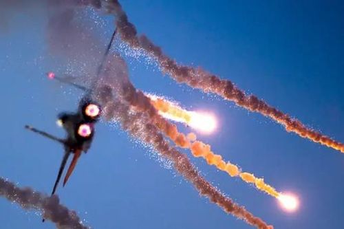 Vũ khí đáng gờm của Israel tấn công cơ sở hạt nhân Iran