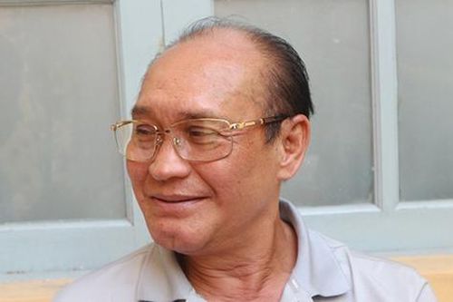 'Đệ nhị danh hài' từng 'đếm tiền mỏi tay', tuổi 72 vất vả mưu sinh bằng nghề bán bánh, làm shipper