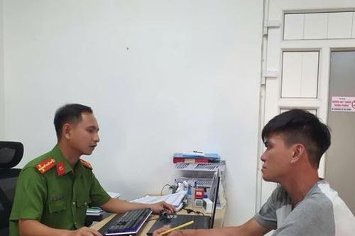 Bắt đối tượng cướp giật dây chuyền của người phụ nữ đi đường