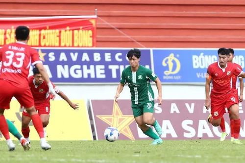 Các giải bóng đá chuyên nghiệp hạ màn