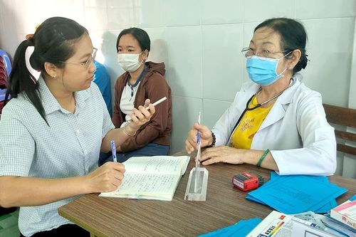Nỗ lực, dấn thân thực hiện tốt vai trò của người làm báo