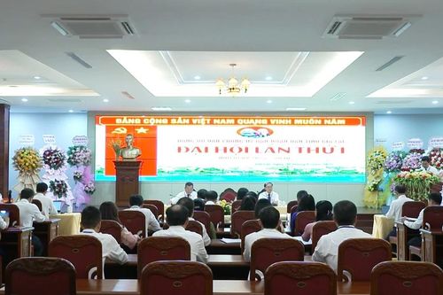 Phấn đấu hàng năm 95% đảng viên trở lên hoàn thành tốt nhiệm vụ