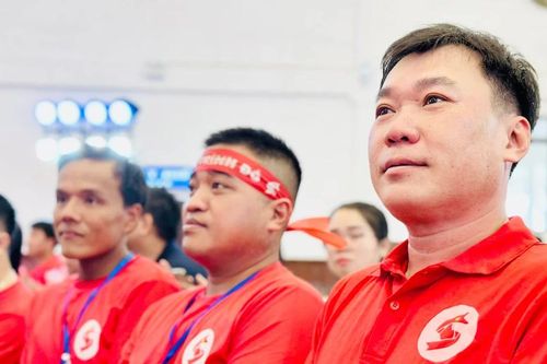 Những người tiên phong hiến giọt hồng trao đời sự sống