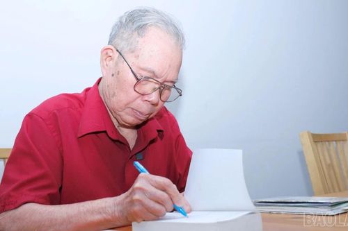 Ma Văn Kháng - những mùa chữ ngược núi