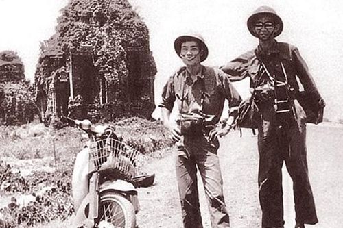 Những phóng viên xung kích