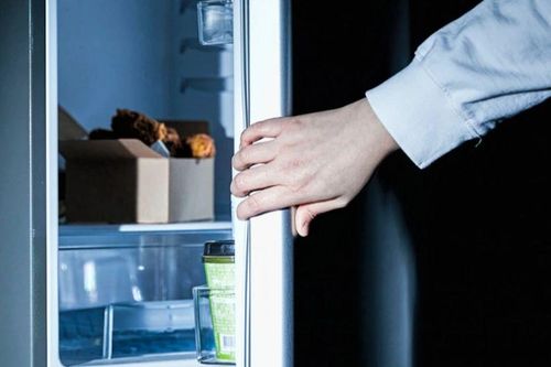 Thực phẩm ẩn giấu trong tủ lạnh khiến người đàn ông tử vong sau khi ăn