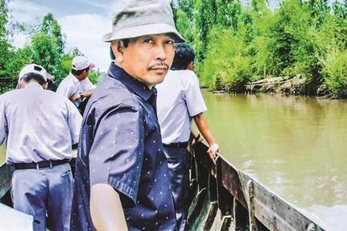 Dấu son nhỏ trong đời