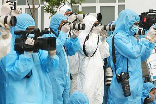 Báo chí - cầu nối tri thức, bảo vệ sức khỏe cộng đồng