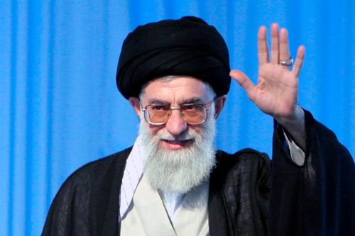 Nhà lãnh đạo tối cao Iran chuyển đến hầm trú ẩn tuyệt mật