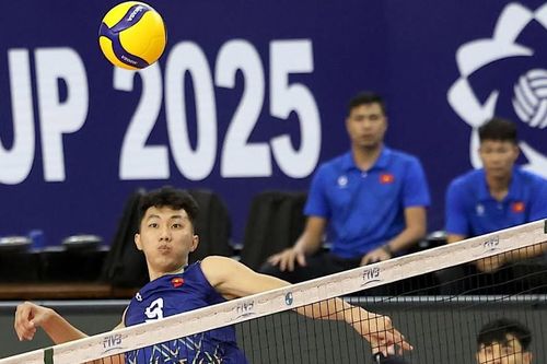 Thắng 2 set trước nhà vô địch châu Á, ĐT bóng chuyền Việt Nam tự tin hướng tới chiến thắng trước Indonesia
