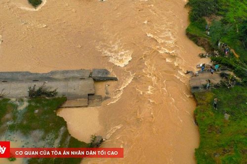 Đập tràn bị lũ cuốn trôi sau mưa lớn tại Thái Nguyên