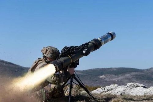Tên lửa Akeron MP - 'sát thủ thiết giáp' sẽ khuynh đảo chiến trường Ukraine?