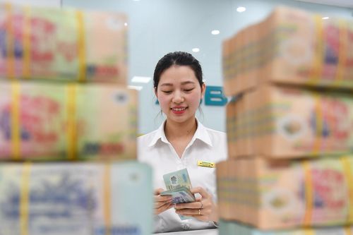 Ngưỡng không chịu thuế có thể lên 400 triệu/năm; đại gia góp thêm 7.800 tỷ làm đường sắt