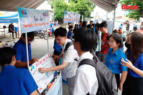 Lan tỏa thông điệp an toàn giao thông đến các thanh niên công nhân
