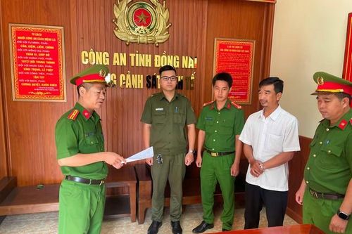 Bắt nhân viên điện lực vì lừa đảo hàng trăm triệu đồng