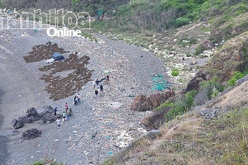 Phát hiện thi thể nam thanh niên trôi trên khu vực biển Vĩnh Lương