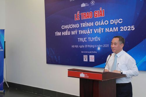 Thế hệ trẻ tìm hiểu di sản mỹ thuật Việt Nam