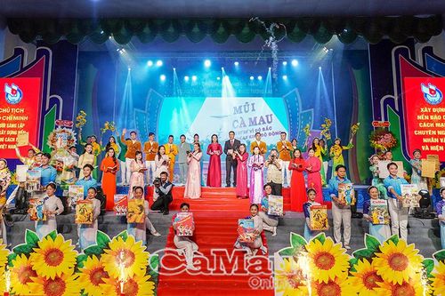 Báo chí Cà Mau mãi xứng đáng với niềm tin yêu của Đảng và Nhân dân