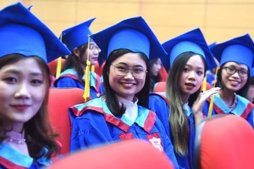 Danh sách các trường đại học tuyển ngành Y khoa có xét tuyển tổ hợp tiếng Anh