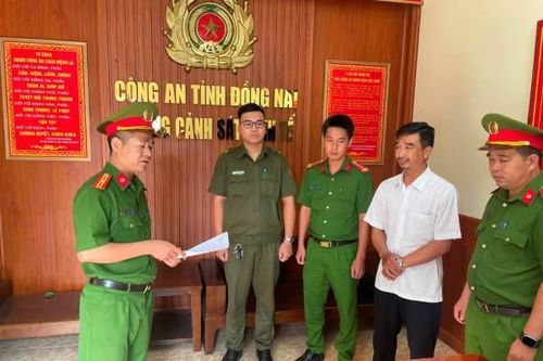 Bắt nhân viên Điện lực Biên Hòa 2 lừa đảo 'kéo điện cho người dân'