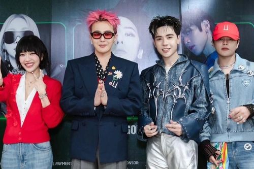 Phương Ly, Diệu Nhi khoe ảnh bên G-Dragon
