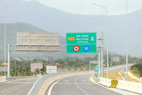 Hơn 200 km thành phần cao tốc Bắc - Nam sắp thông xe