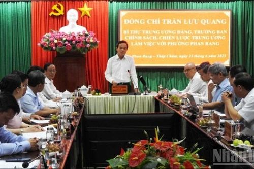 Ban Chính sách, Chiến lược Trung ương kiểm tra bộ máy vận hành mới cấp phường, xã ở Ninh Thuận