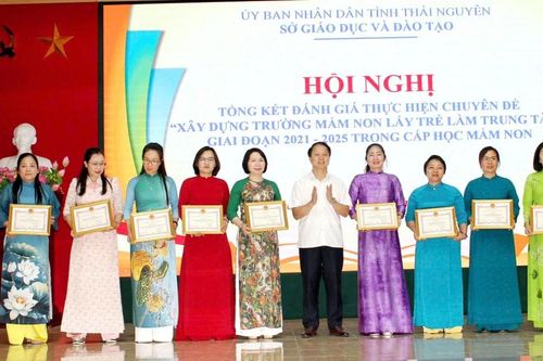 Lấy trẻ làm trung tâm, xây dựng trường mầm non hạnh phúc