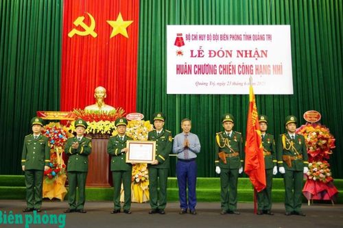 BĐBP Quảng Trị đón nhận Huân chương Chiến công hạng Nhì