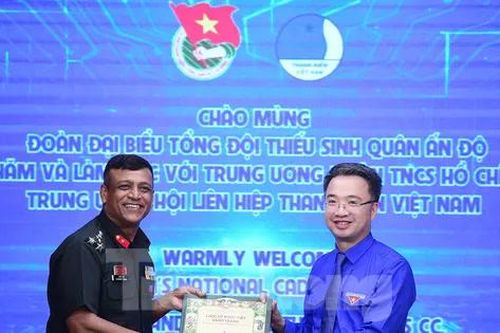 Bí thư Trung ương Đoàn tiếp xã giao Tổng đội Thiếu sinh quân Ấn Độ