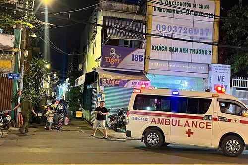 Làm rõ nguyên nhân vụ nam thanh niên lõa thể, kêu cứu rồi gục chết ở TPHCM