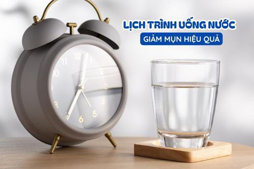 Uống bao nhiêu nước một ngày để giảm mụn hiệu quả?