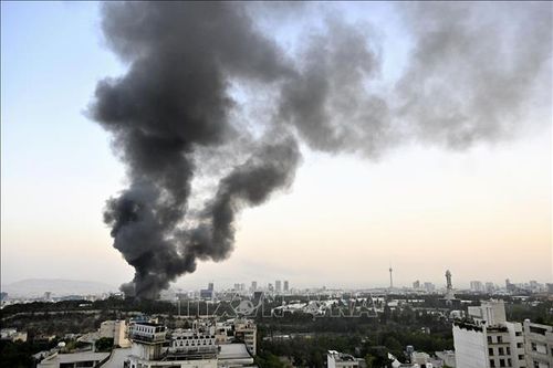 Các nước đẩy nhanh sơ tán công dân khỏi Israel và Iran