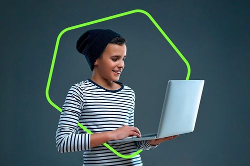 Bảo vệ trẻ trước trào lưu Chatbot AI, meme 'brainrot' và trò chơi Sprunki