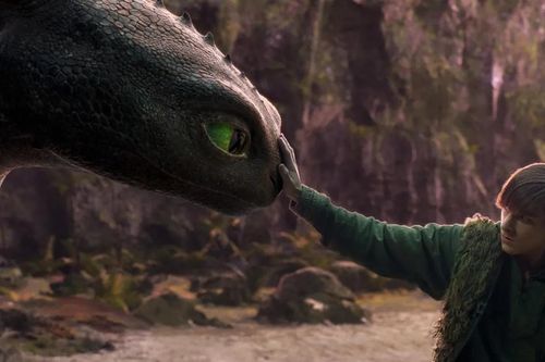 Câu chuyện điện ảnh: 'Bí kíp luyện rồng' tiếp tục mê hoặc khán giả Bắc Mỹ - Pixar bất ngờ 'sẩy chân'